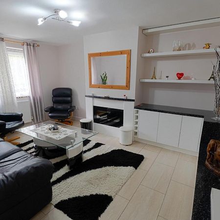 19 Shrewsbury Walk Διαμέρισμα Isleworth Εξωτερικό φωτογραφία