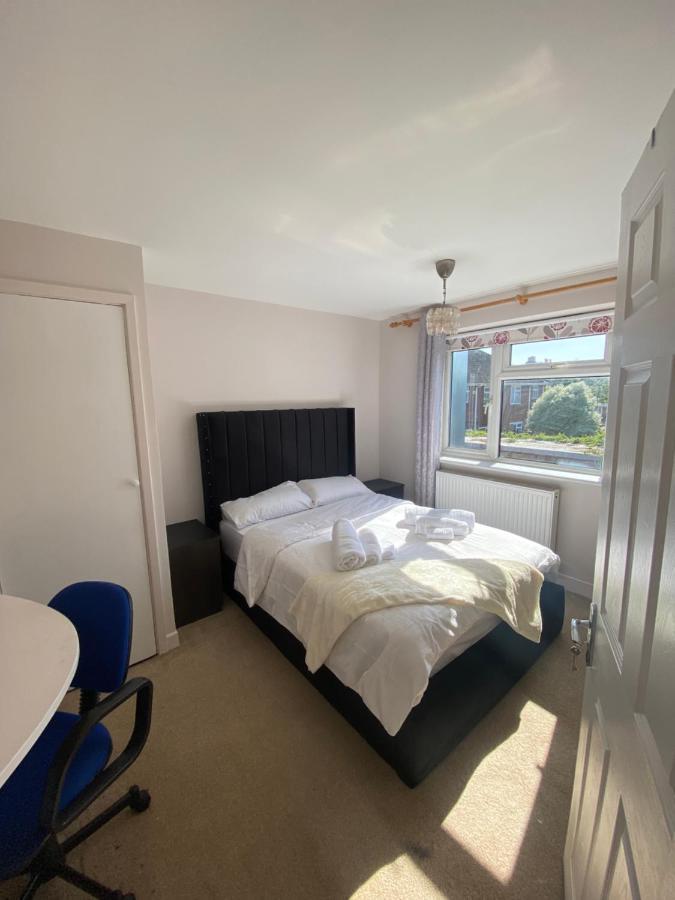 19 Shrewsbury Walk Διαμέρισμα Isleworth Εξωτερικό φωτογραφία